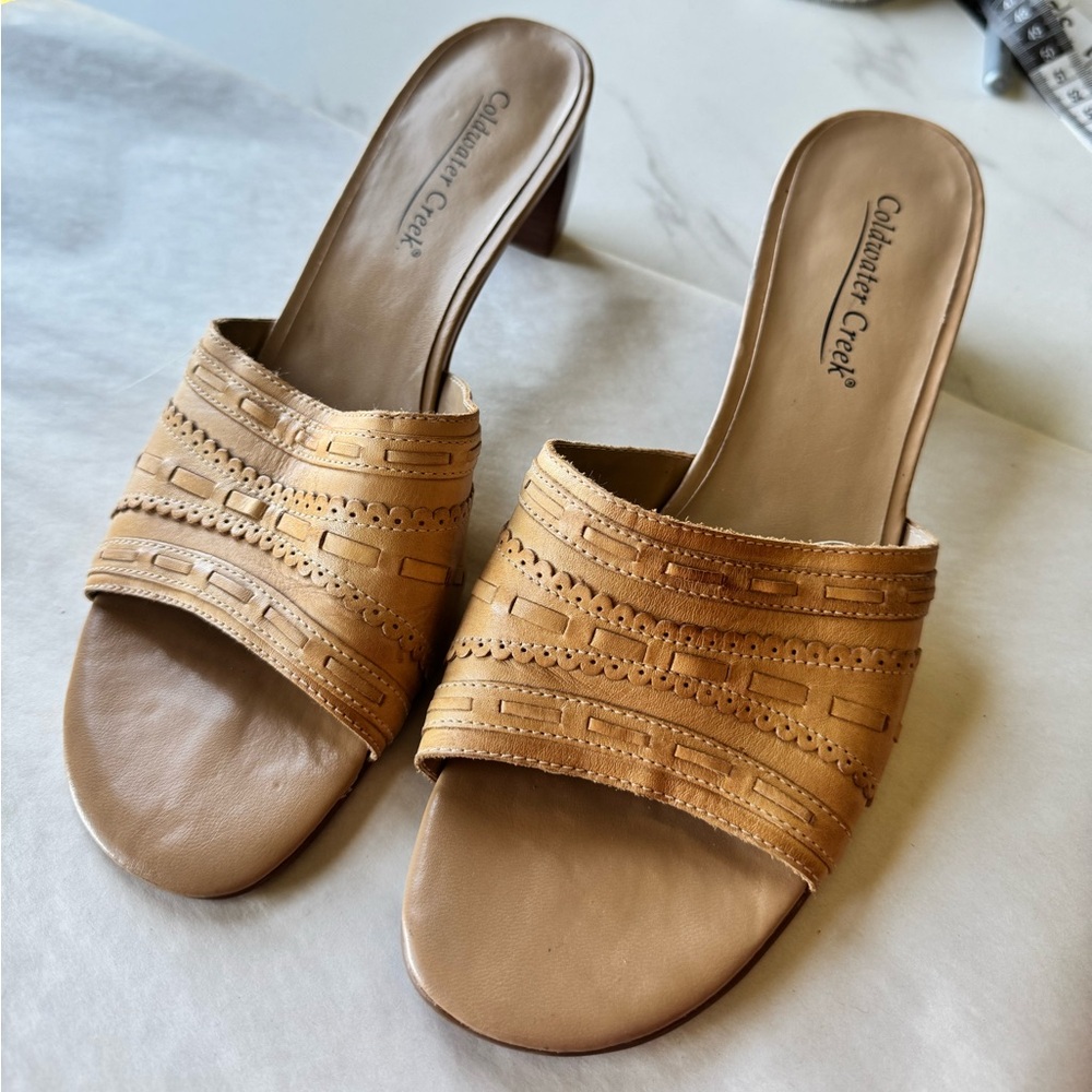 Vintage Coldwater Creek Leather Kitten Heels